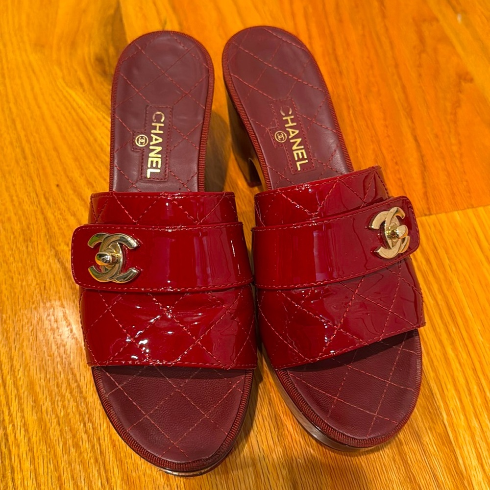 Chanel size 38